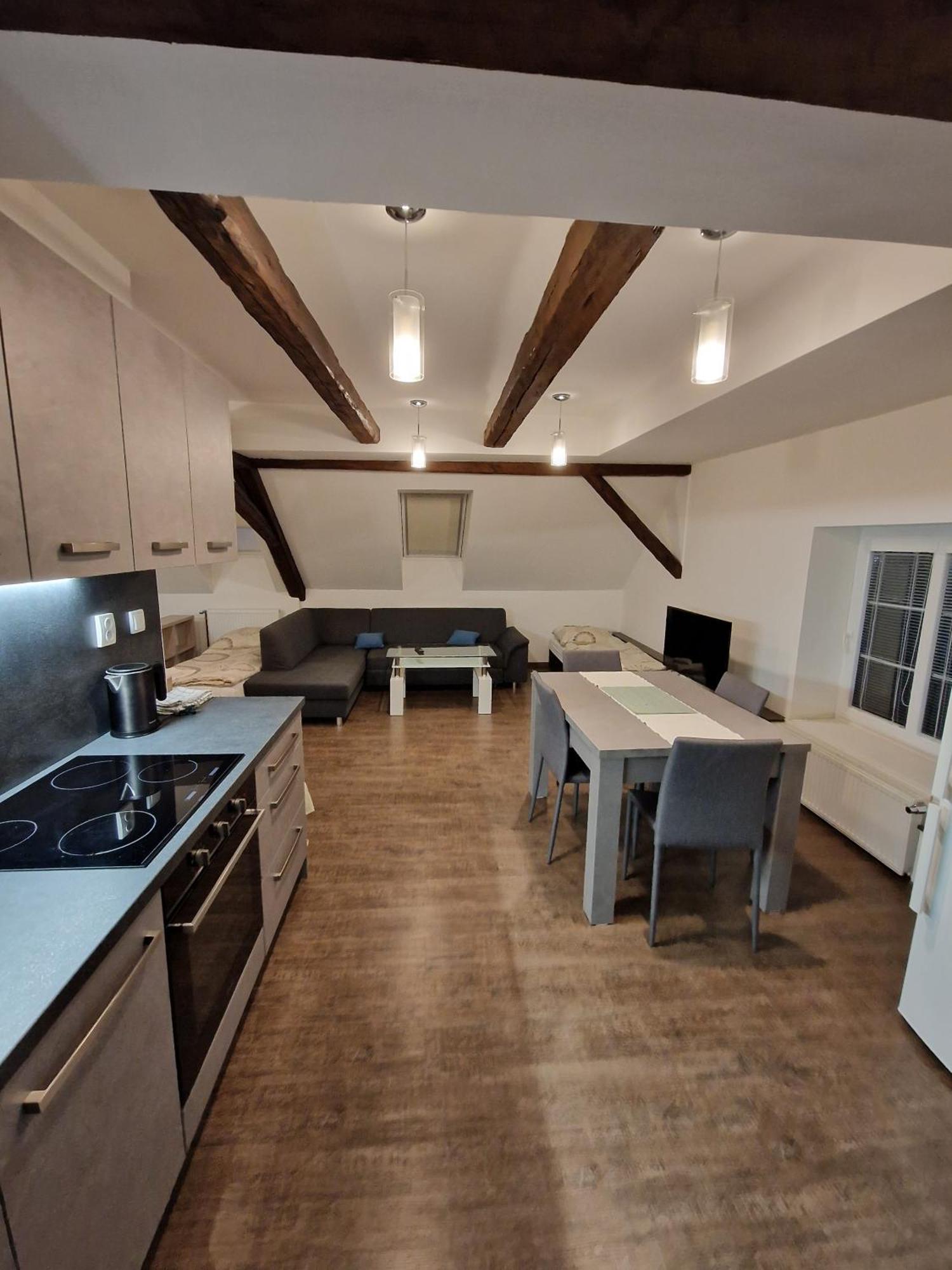 Apartmany Pod Klasterem Kladruby  Экстерьер фото