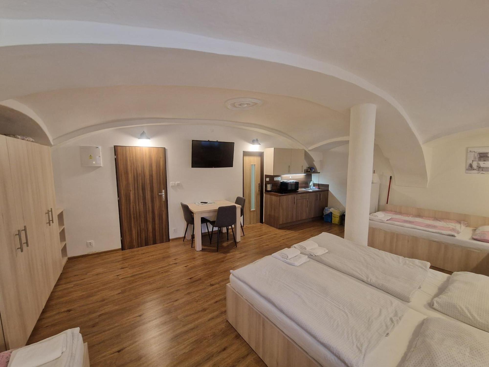 Apartmany Pod Klasterem Kladruby  Экстерьер фото