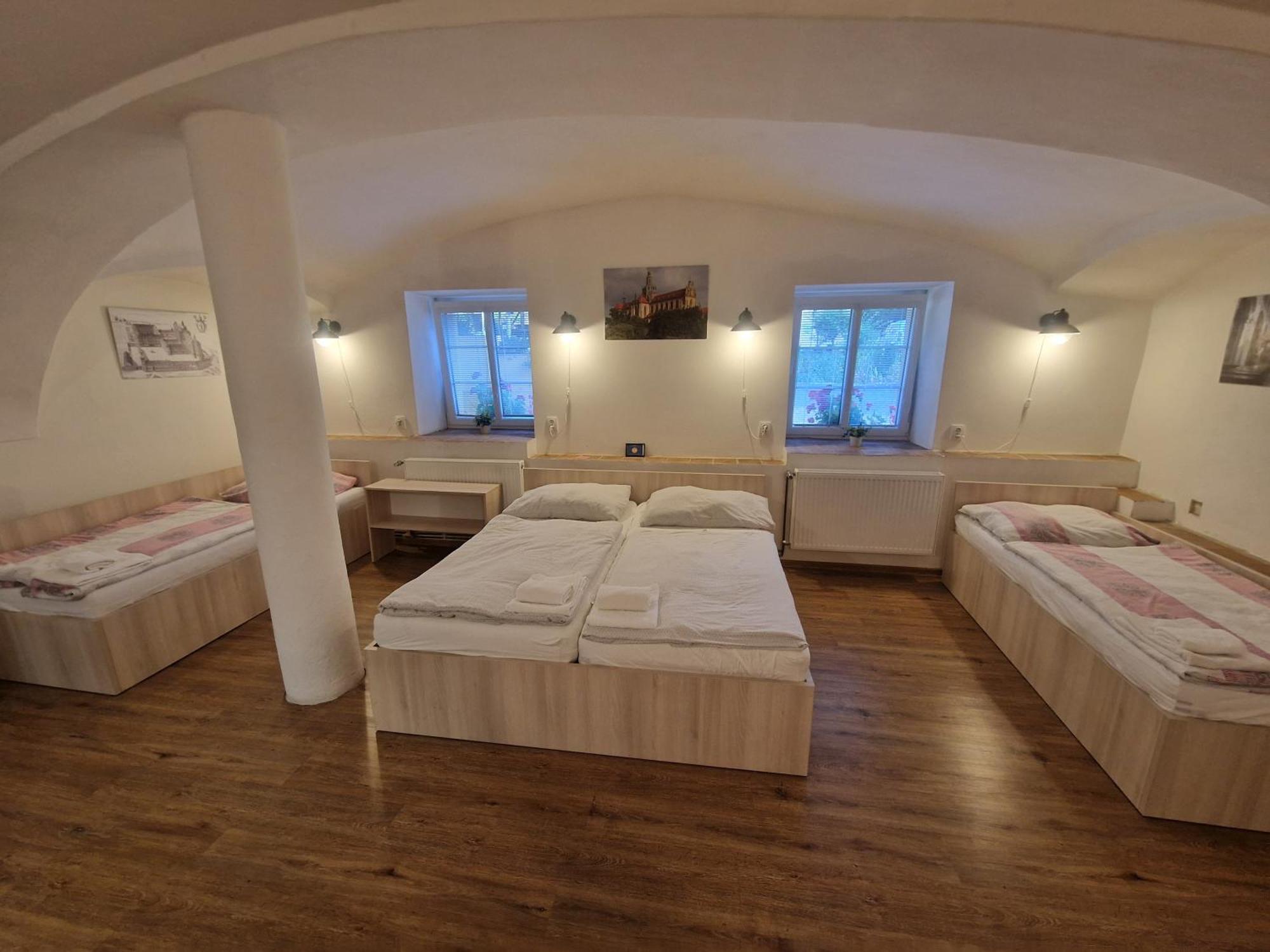 Apartmany Pod Klasterem Kladruby  Экстерьер фото